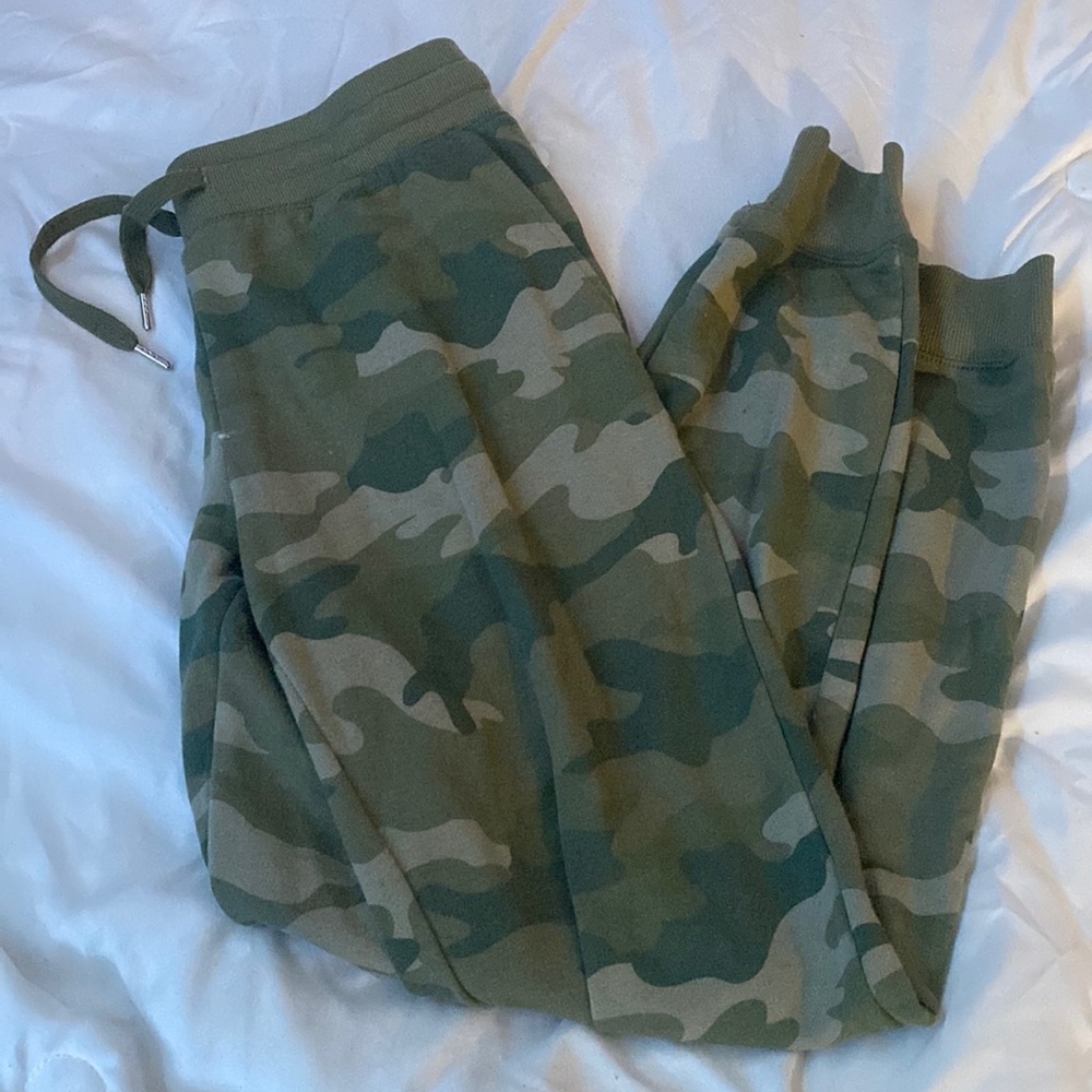 Camo sweat pants